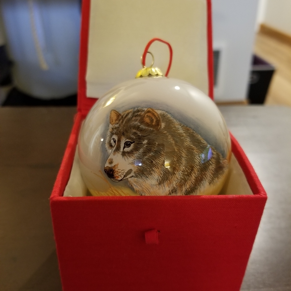 Wolf Ornament